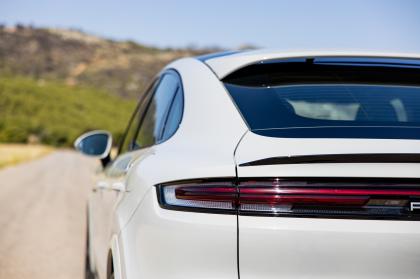 Test: Porsche Cayenne Coupe E-Hybrid 470Ps